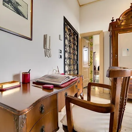 Apartmán Unique View 2 Bed 3 Bath Central *